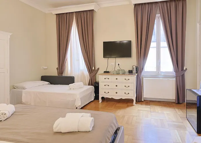 Piazza Di Spagna Art House Centro רומא
