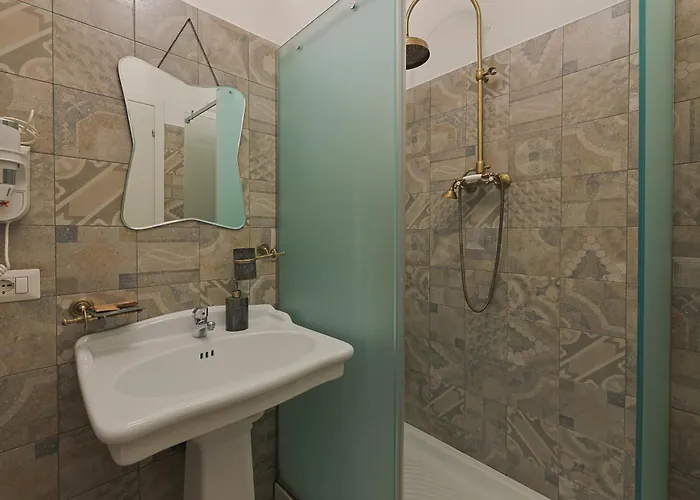 Piazza Di Spagna Art House Centro רומא