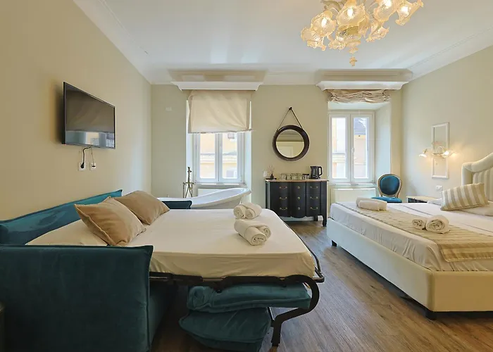 Piazza Di Spagna Art House Centro 3* רומא