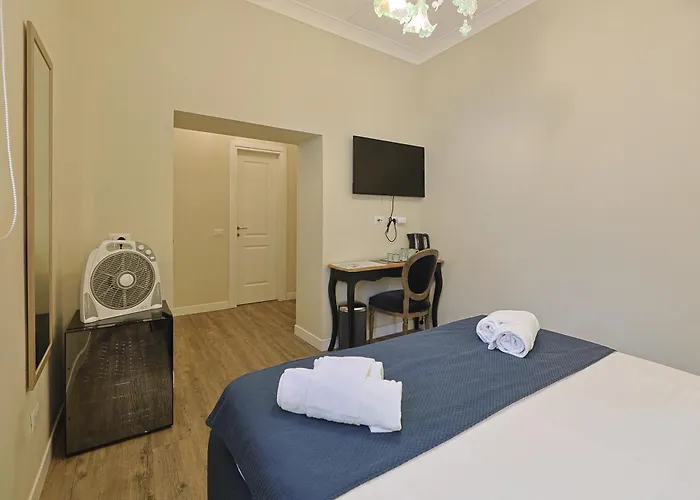 Piazza Di Spagna Art House Centro לינה וארוחת בוקר רומא