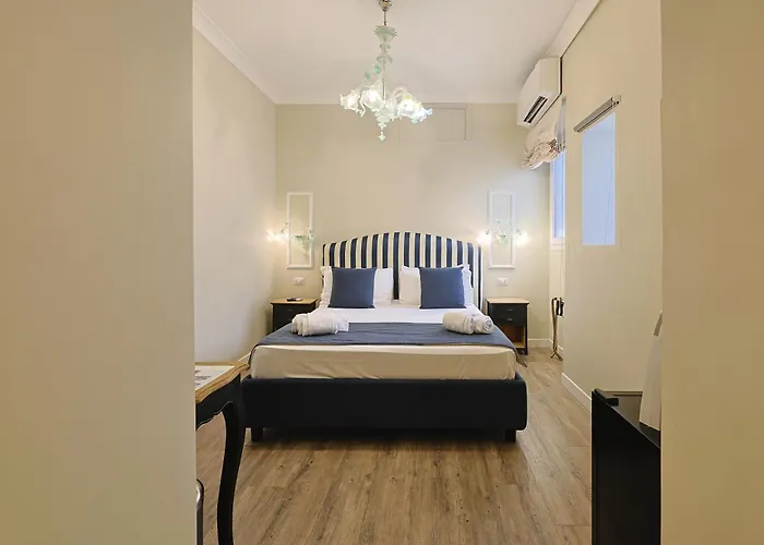 Piazza Di Spagna Art House Centro רומא