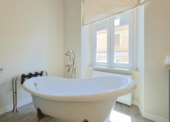 Piazza Di Spagna Art House Centro 3* רומא
