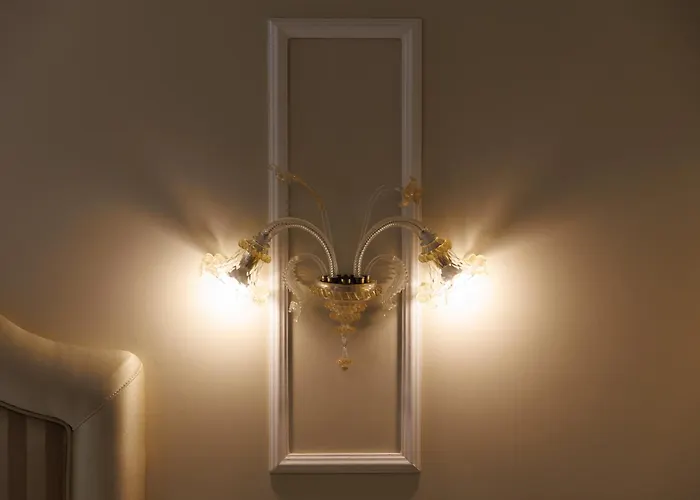 Piazza Di Spagna Art House Centro לינה וארוחת בוקר 3*